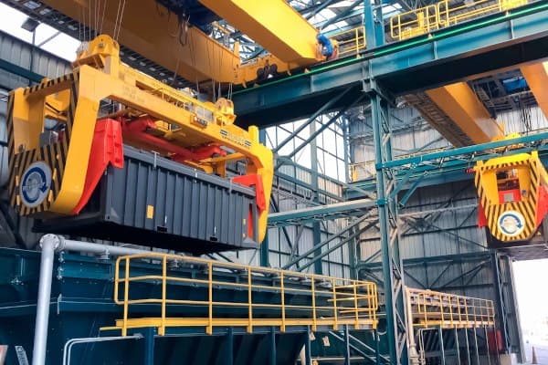 containerised bulk handling on bridge crane